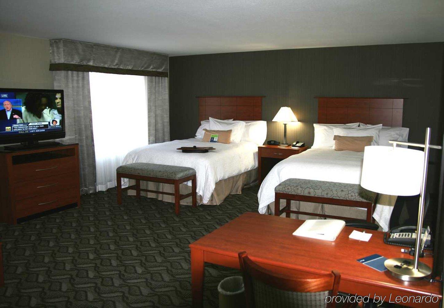 Hampton & Craig, Co Hotel Craig